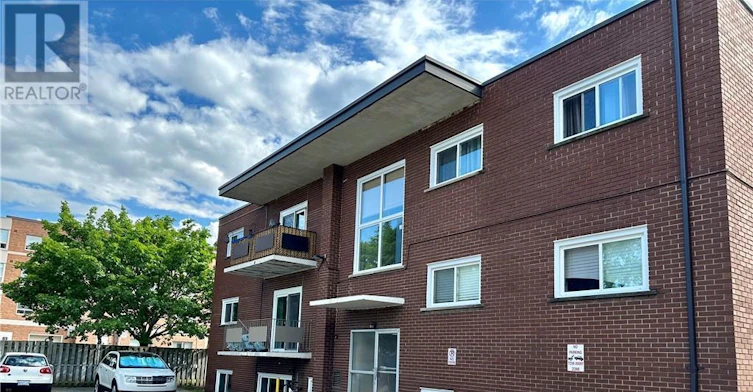 7-286 Vine Street, St. Catharines, ON, L2M 4T3 - 3