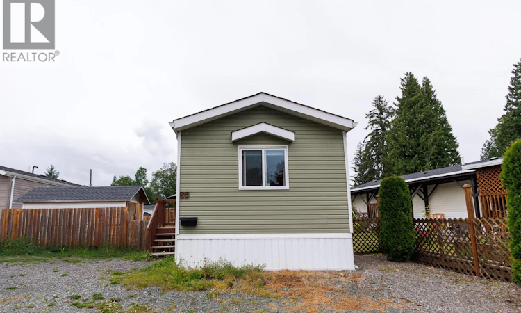 26-5204 Ackroyd Street