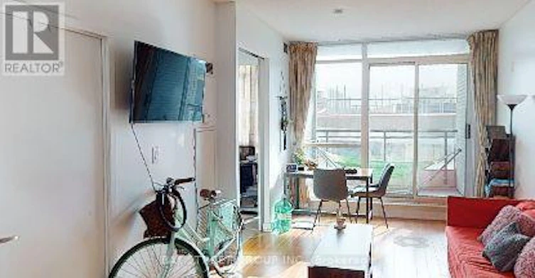 302-8 Telegram Mews, Toronto, ON, M5Y 3Z5 - 7