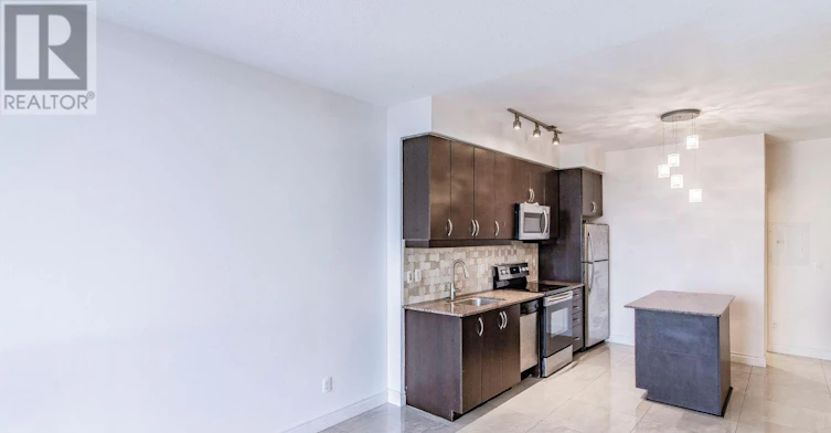 813-2885 Bayview Avenue, Toronto, ON, M2K 0A3 - 3
