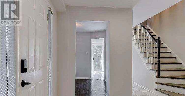 2032 Glenada Crescent, Oakville, ON, L6H 4M5 - 4