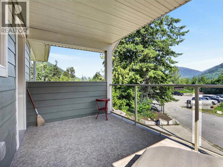 1115 West Richards Street, Nelson, BC, V1L 5T3 - 11