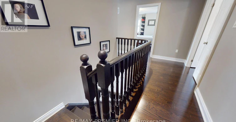 48 Heron Hollow Avenue, Richmond Hill, ON, L4E 0G9 - 12