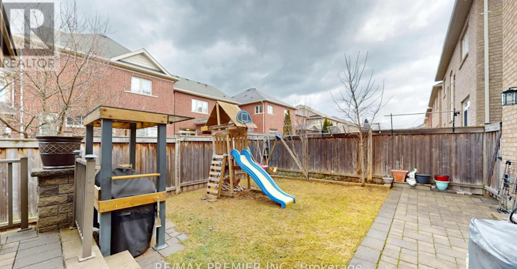 48 Heron Hollow Avenue, Richmond Hill, ON, L4E 0G9 - 4