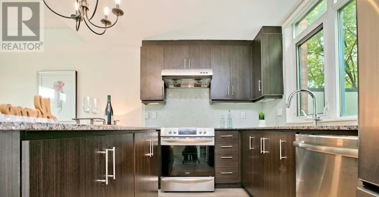 TH120-26 Churchill Avenue, Toronto, ON, M2N 0J3 - 15