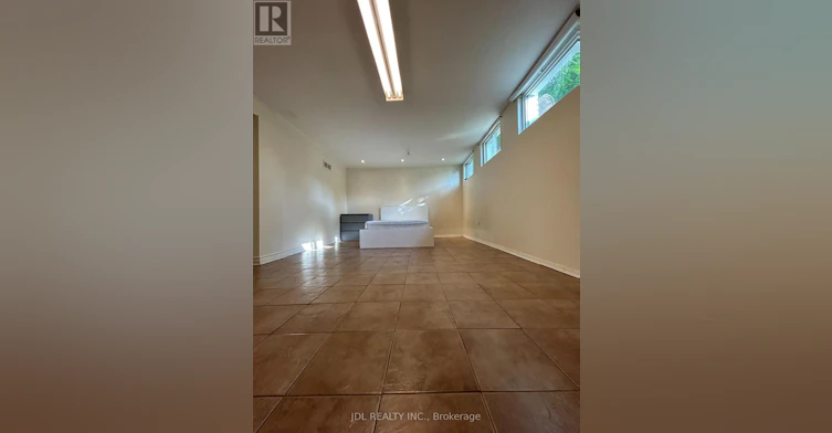 BSMT-23 Pineway Blvd Boulevard, Toronto, ON, M2H 1A3 - 3