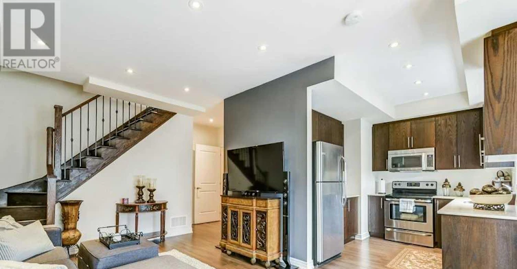 15-9601 Jane Street, Vaughan, ON, L6A 4G5 - 5