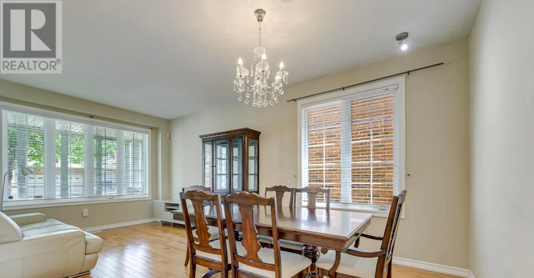 9 Barnstone Drive, Markham, ON, L6E 2B4 - 6