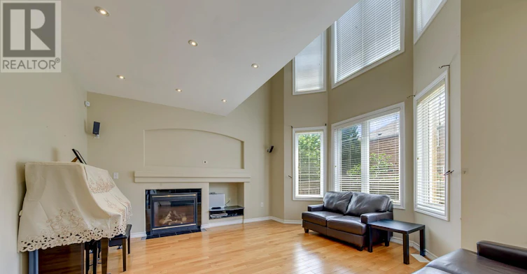 9 Barnstone Drive, Markham, ON, L6E 2B4 - 11