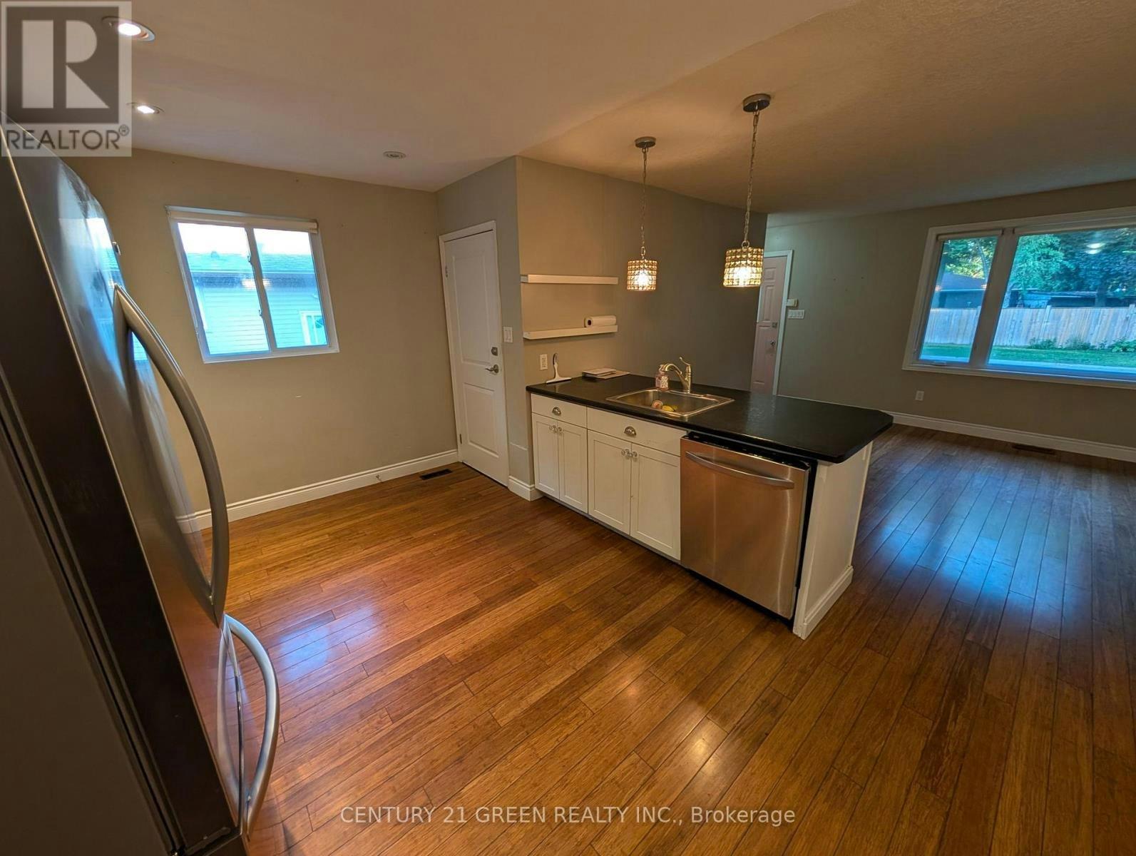 4 Wenlock Crescent, London, ON, N6G 3B6 - 6