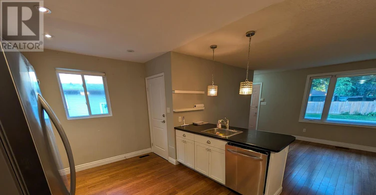 4 Wenlock Crescent, London, ON, N6G 3B6 - 6