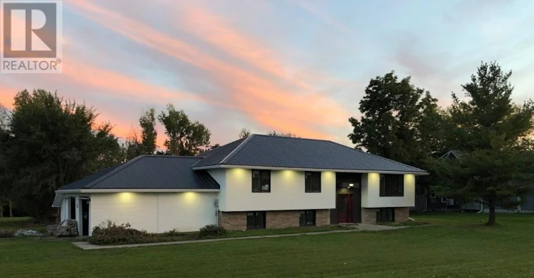 497 Wellington Main Street, Prince Edward County, ON, K0K 3L0 - 43