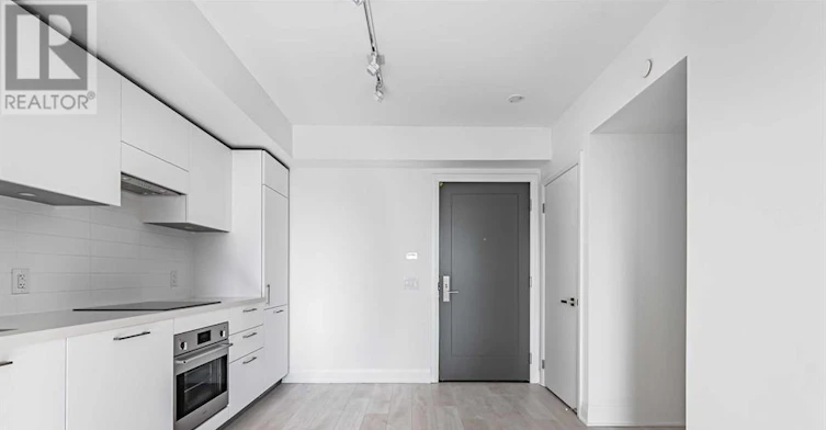 308-33 Frederick Todd Way, Toronto, ON, M4G 0C9 - 4