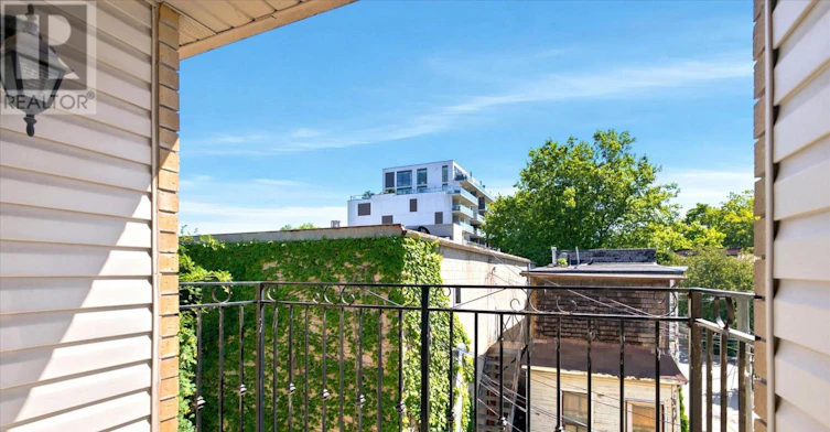 1 Agnes Lane, Toronto, ON, M4L 3Z3 - 36