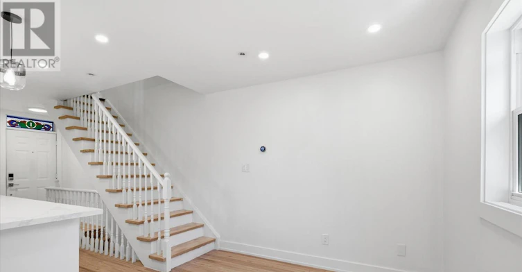 1 Agnes Lane, Toronto, ON, M4L 3Z3 - 10