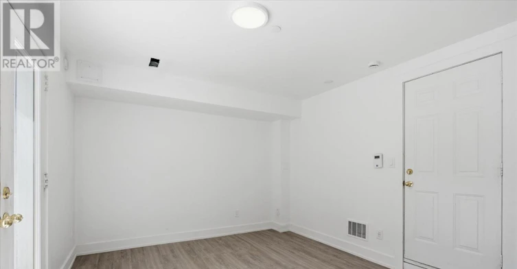 1 Agnes Lane, Toronto, ON, M4L 3Z3 - 33