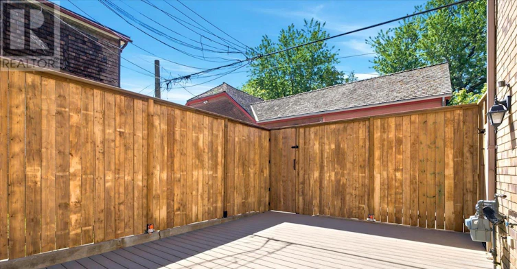 1 Agnes Lane, Toronto, ON, M4L 3Z3 - 38
