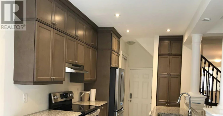95 Hartney Drive, Richmond Hill, ON, L4S 0K5 - 4