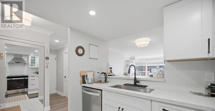 1402-325 Webb Drive, Mississauga, ON, L5B 3Z9 - 9
