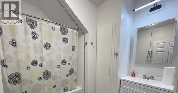 B-10 Shanley Street, Kitchener, ON, N2H 5N8 - 8