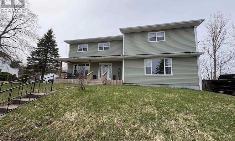 1568 Main Street North