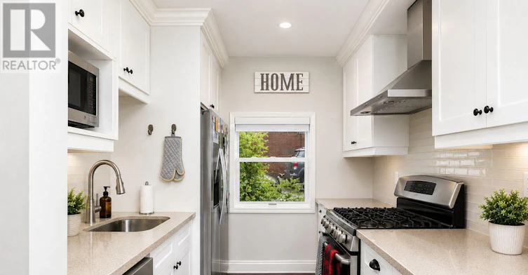 42 Torbrick Road, Toronto, ON, M4J 5A2 - 3