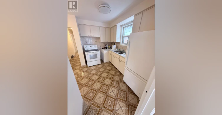 MAIN-7 Dunlop Avenue, Toronto, ON, M1K 1K8 - 4