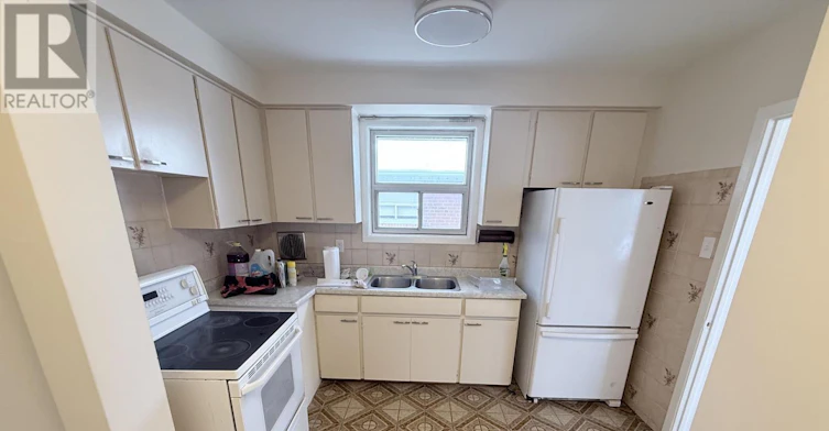 MAIN-7 Dunlop Avenue, Toronto, ON, M1K 1K8 - 9