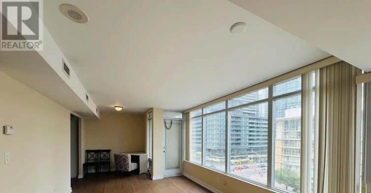 812-15 Brunel Court, Toronto, ON, M5V 3Y6 - 4