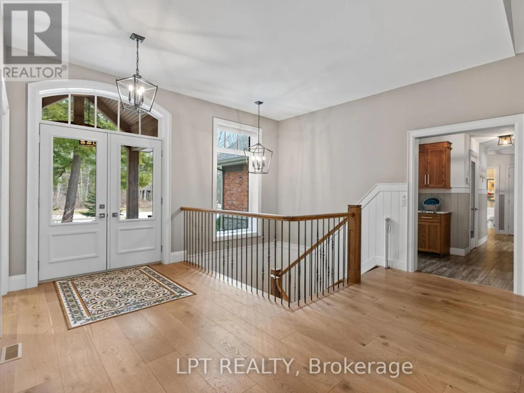 10007 Jenna Road, Lambton Shores, ON, N0M 1T0 - 4