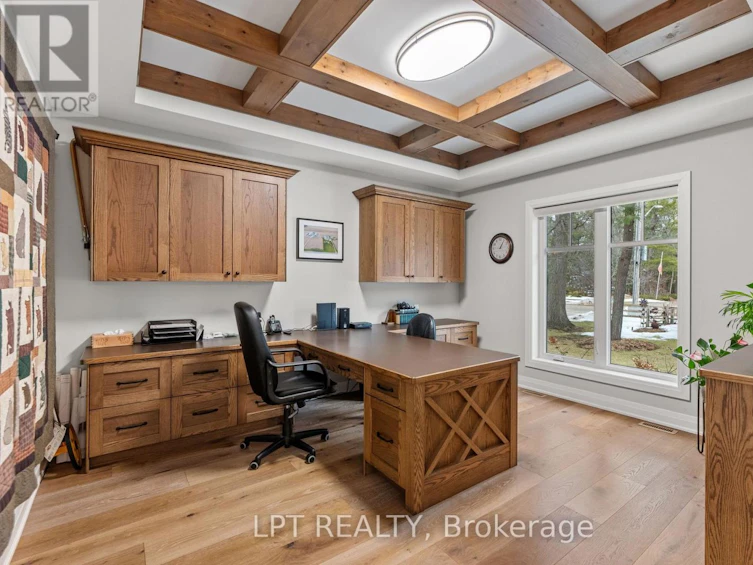 10007 Jenna Road, Lambton Shores, ON, N0M 1T0 - 5