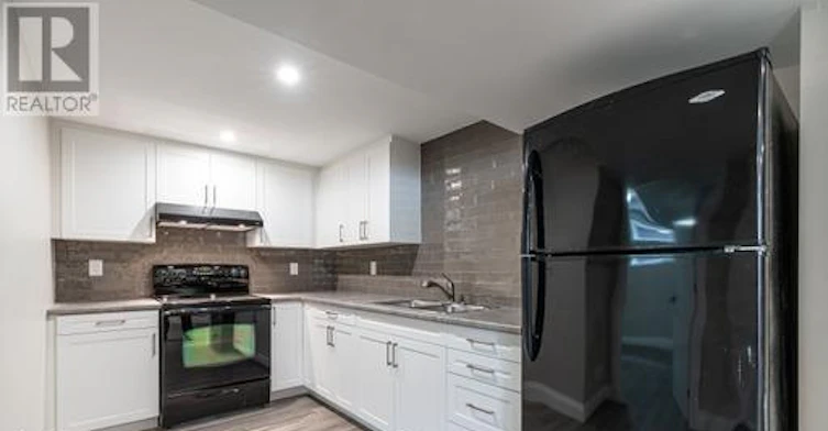 240 Wellington Street E, Barrie, ON, L4M 2E3 - 7