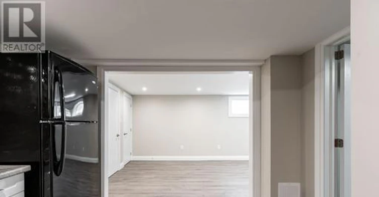 240 Wellington Street E, Barrie, ON, L4M 2E3 - 8