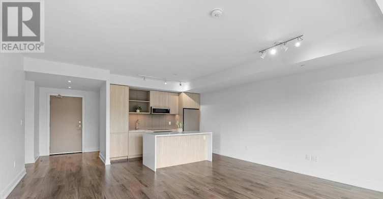 621-185 Dunlop Street E, Barrie, ON, L4M 0L7 - 7