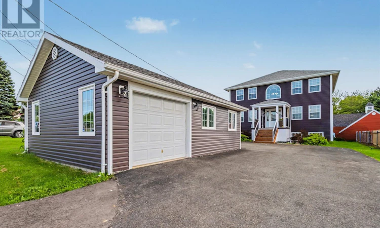 42 Macrae Ave Avenue