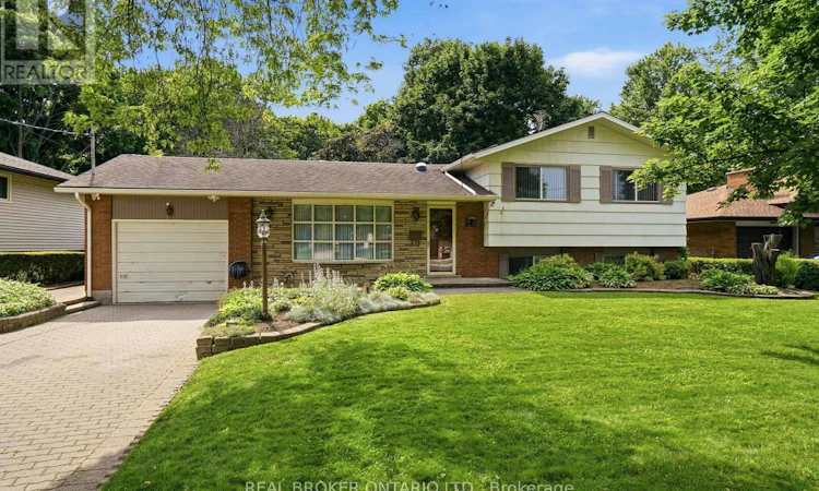 23 Kings Grant Road