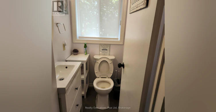 21 Ivy Lane, Tiny, ON, L0L 2J0 - 9