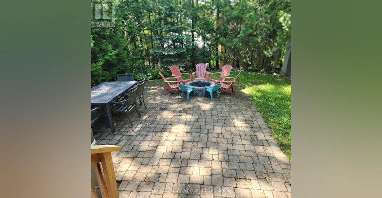21 Ivy Lane, Tiny, ON, L0L 2J0 - 23