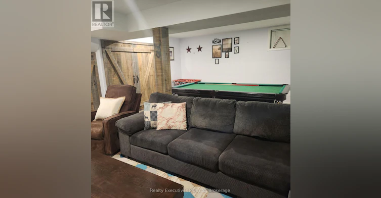 21 Ivy Lane, Tiny, ON, L0L 2J0 - 19