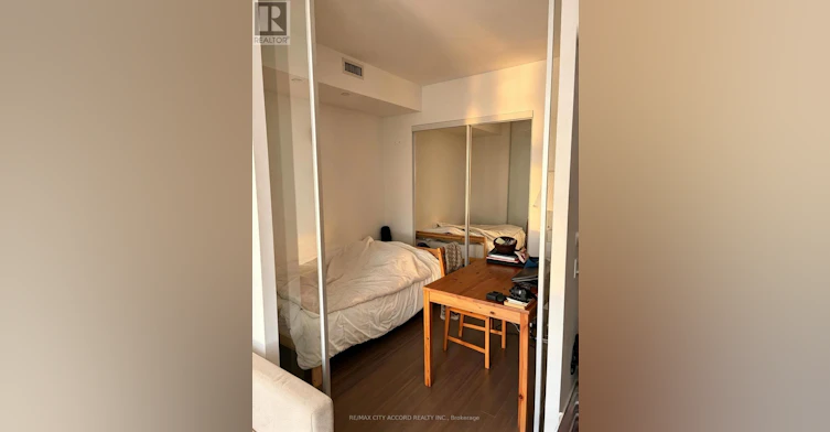 2010-101 Peter Street, Toronto, ON, M5V 0P1 - 3