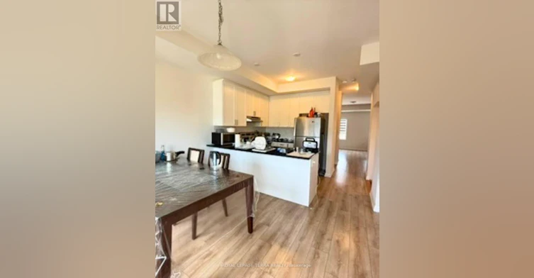 185 Royal Northern Path, Oshawa, ON, L1L 0R6 - 4