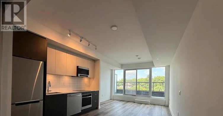 323-6 Chartwell Road, Toronto, ON, M8Z 0H2 - 4