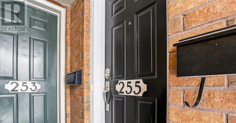 1-255 Deercroft Avenue, Ottawa, ON, K2J 5J9 - 2