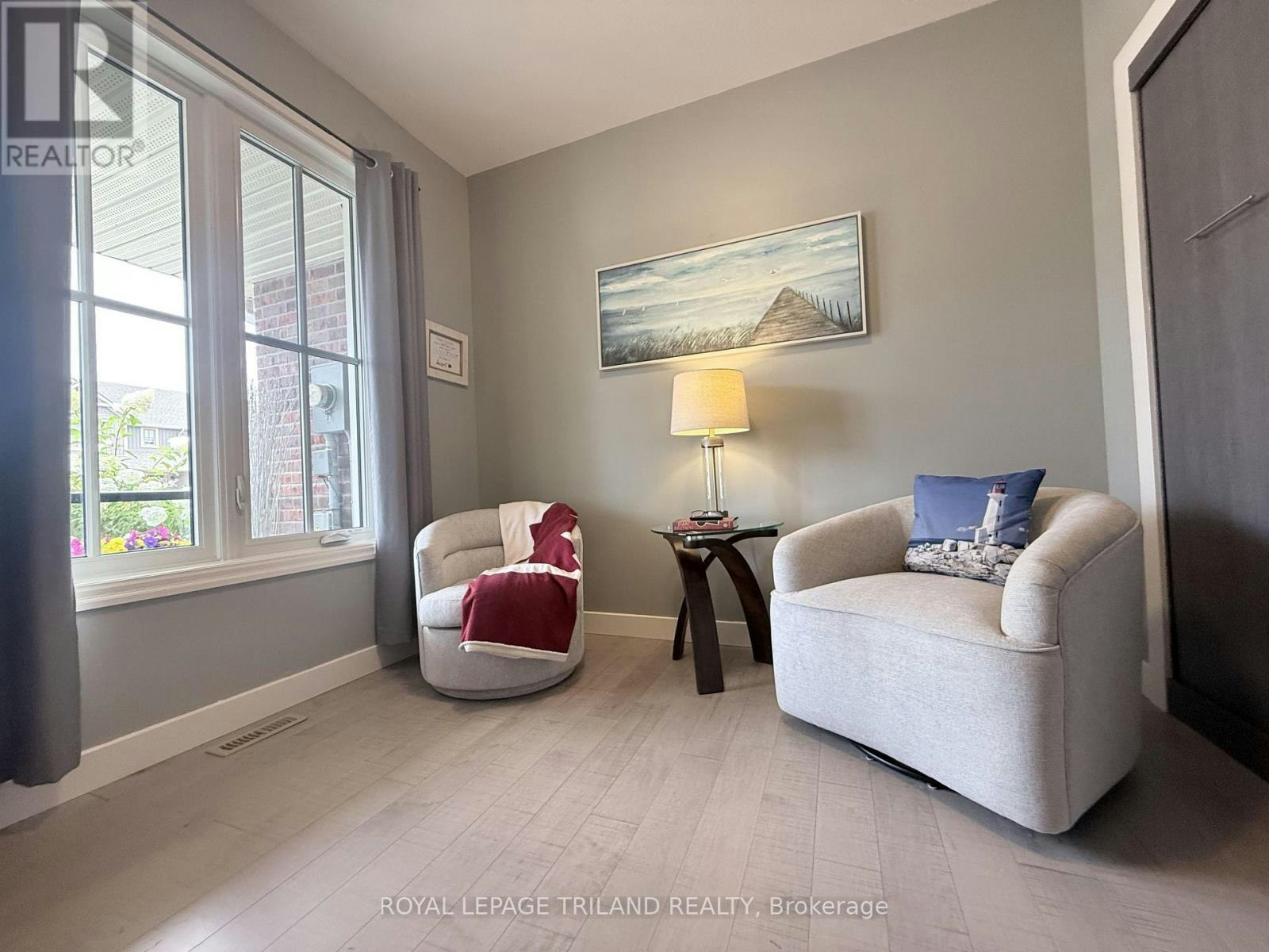 32 Charter Creek Court, St. Thomas, ON, N5R 0L2