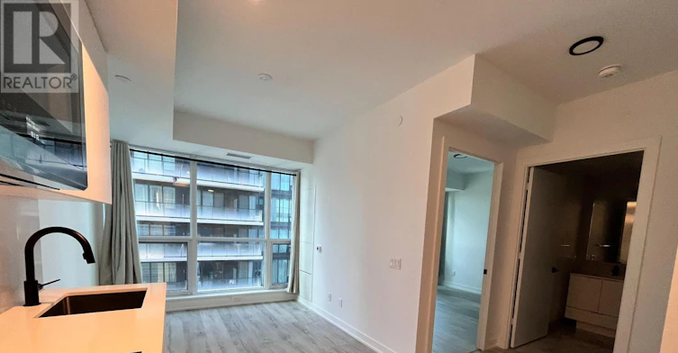 3504-327 King Street W, Toronto, ON, M5V 0W7 - 6