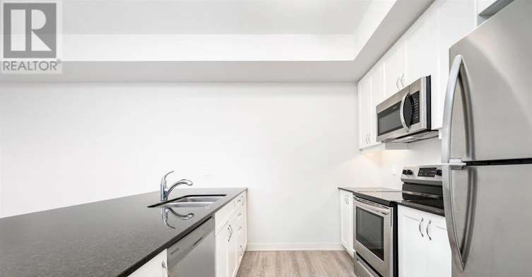 545 Ozawa Private, Ottawa, ON, K1K 4Z8 - 9
