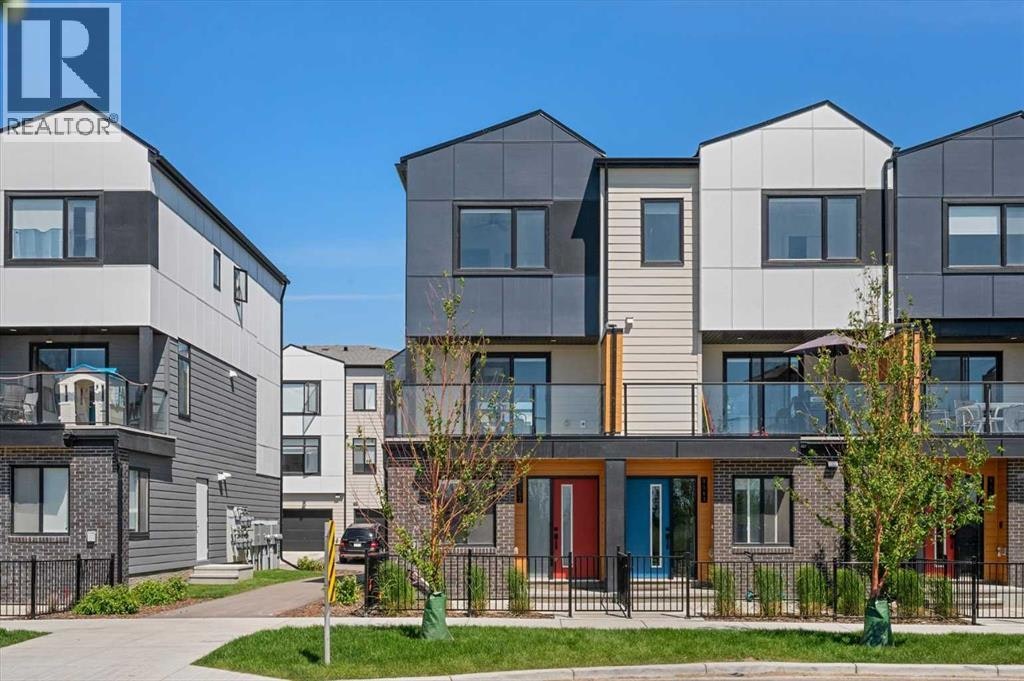 8562 19 Avenue SE, Calgary, AB, T2A 0M8