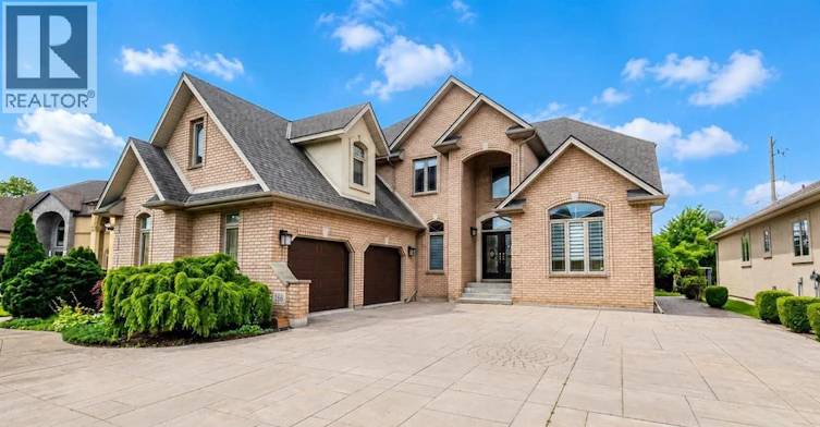 380 Shoreview Circle, Windsor, ON, N8P 1M7