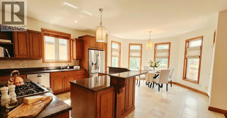 380 Shoreview Circle, Windsor, ON, N8P 1M7 - 11