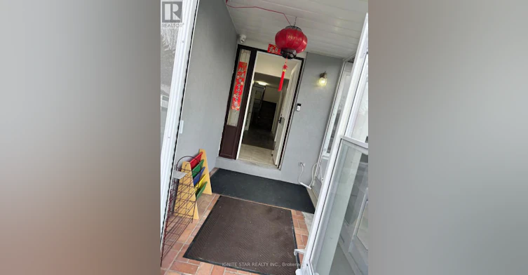 3246 Oakglade Crescent, Mississauga, ON, L5C 1X3 - 5